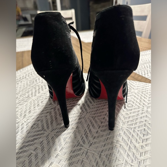 Christian Louboutin Black Leather and Suede Inverness Booties Size 38 - Picture 3 of 8